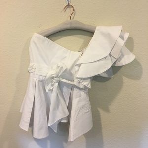 Luxe by Stylekeepers Tops - Luxe white ruffle one shoulder white top Luxe by Stylekeepers Tops - Luxe white ruffle one shoulder white top